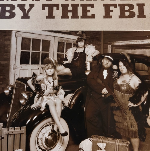 Meet your Posher, Megan - Picture 1 of 1